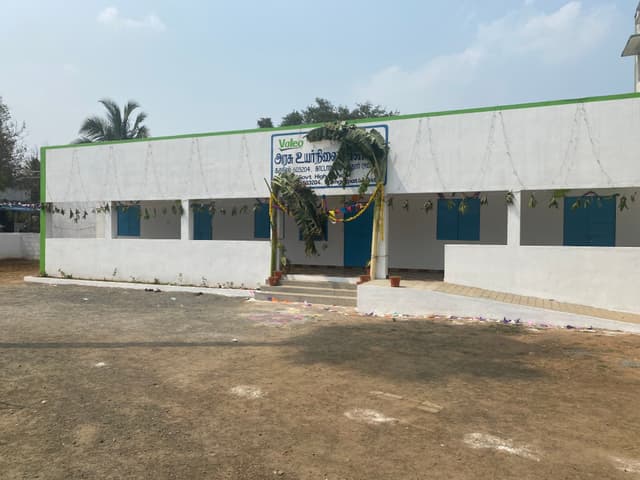 பள்ளியில் நான்-23
