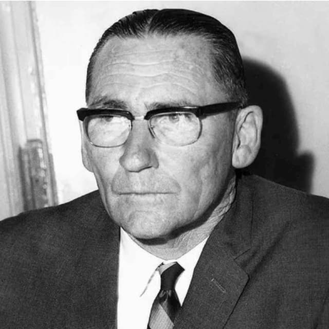 This Week in 1966 – Part Three: Mr Stinky, a Rogue Cop and the Beaumont Children