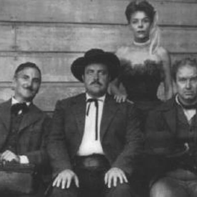 Gunsmoke 52-12-27 036 The Cabin